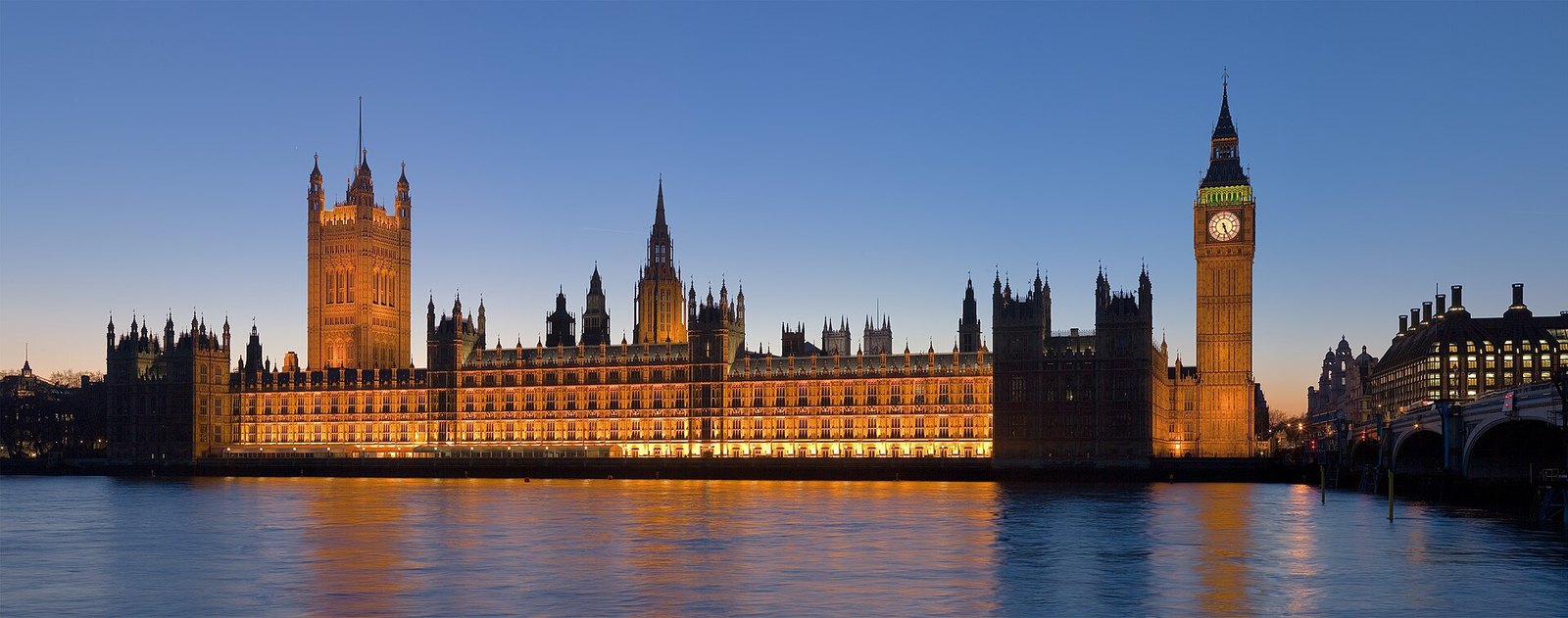 À Londres, OpenAI et Anthropic demandent des règles IA obligatoires
